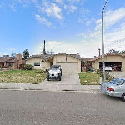 2106 Springfield Ave, Bakersfield, CA 93304