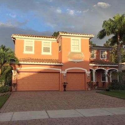 2144 Par Dr, Naples, FL 34120