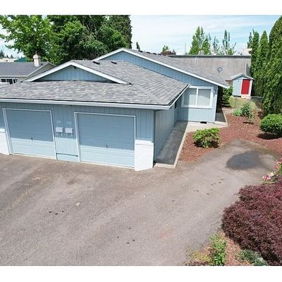 220 Se 3 Rd Ave, Canby, OR 97013