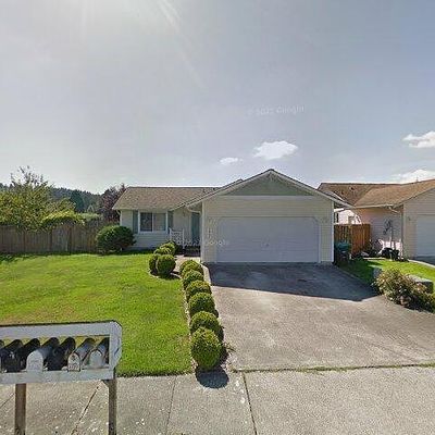 2902 Paul Pl, Mount Vernon, WA 98273