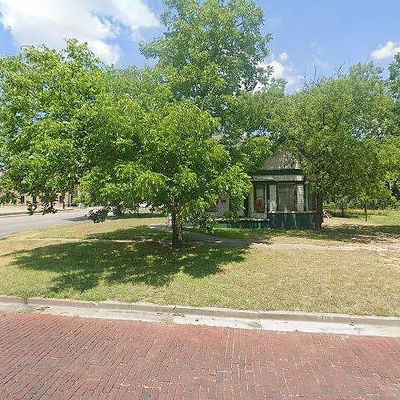 718 S 11 Th St, Temple, TX 76504