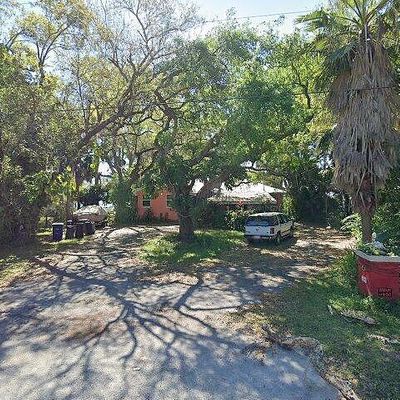 67 W North Shore Ave, North Fort Myers, FL 33903