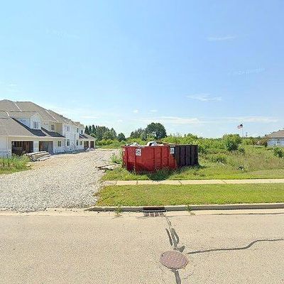 1625 Grey Fox Trl #H, Mukwonago, WI 53149