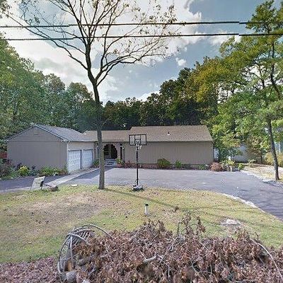 215 Crest Rd, Marlton, NJ 08053