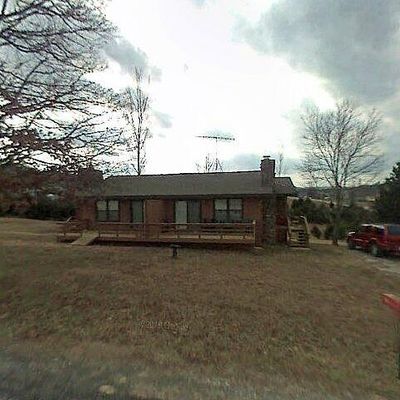 4 White Bass Ln, Holiday Island, AR 72631