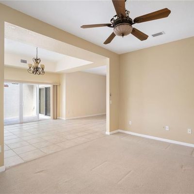 540 7 Th Sq #202, Vero Beach, FL 32962