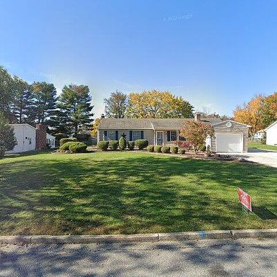 8 Hunter Dr, Newfield, NJ 08344