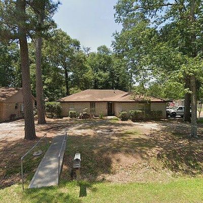 1302 S Franklin Ave, Cleveland, TX 77327