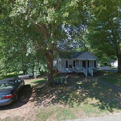 700 Childers St, Belmont, NC 28012