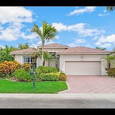 8808 Barrymore Ln, Boynton Beach, FL 33472