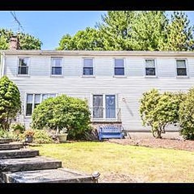 91 Flanagan Dr, Framingham, MA 01701