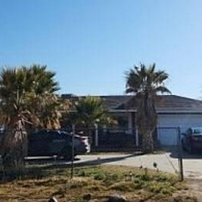 12699 Tesuque Rd, Apple Valley, CA 92308