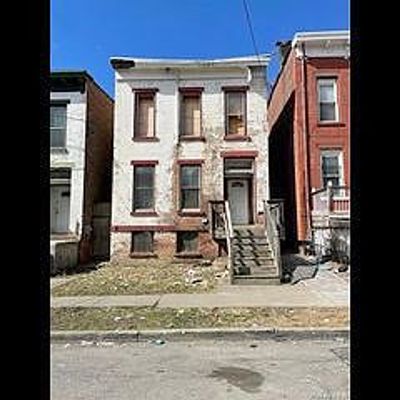 13 S Miller St, Newburgh, NY 12550