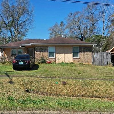 1909 Shltn Bch Rd Ext, Mobile, AL 36618