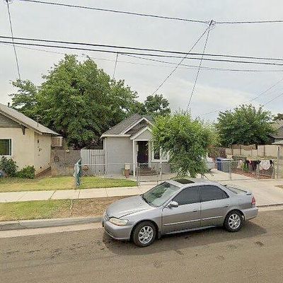 219 Foster Ave, Lindsay, CA 93247