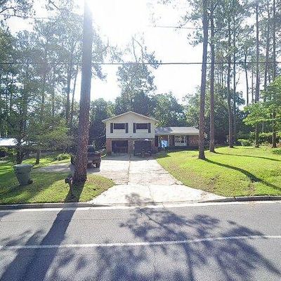 1114 Gaskin Ave N, Douglas, GA 31533