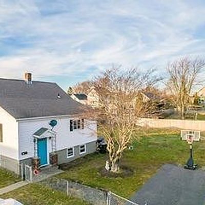 58 Lisbon St, Fall River, MA 02724