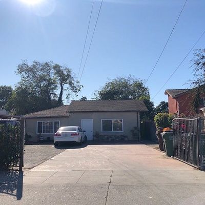 112 E Caldwell St, Compton, CA 90220