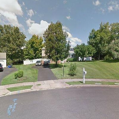 2137 Crop Cir, Warrington, PA 18976