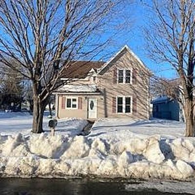 401 E Adams St, Arlington, MN 55307