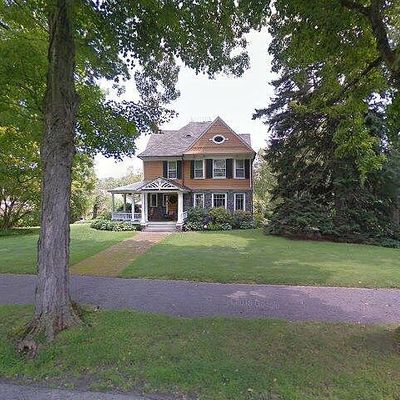 306 Apple Aly, Milford, PA 18337