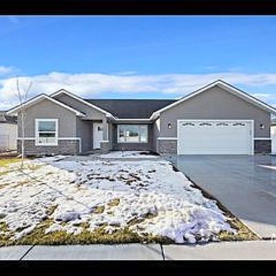 885 Emerald Dr N, Kimberly, ID 83341