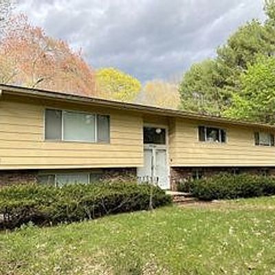 38 Aqueduct Rd, Wayland, MA 01778