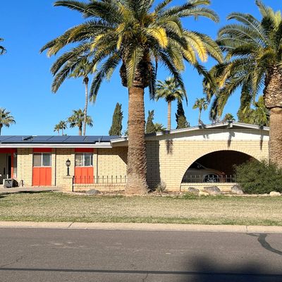 680 E Fairway Dr, Litchfield Park, AZ 85340