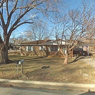 206 W 5 Th St, Green Forest, AR 72638