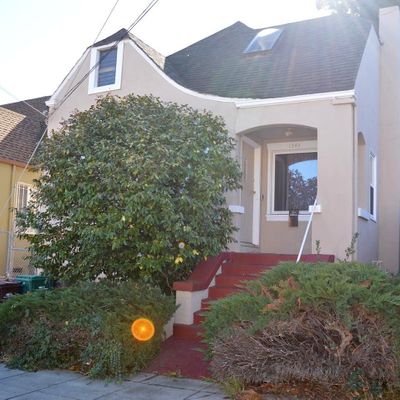 1345 E 34 Th St, Oakland, CA 94602