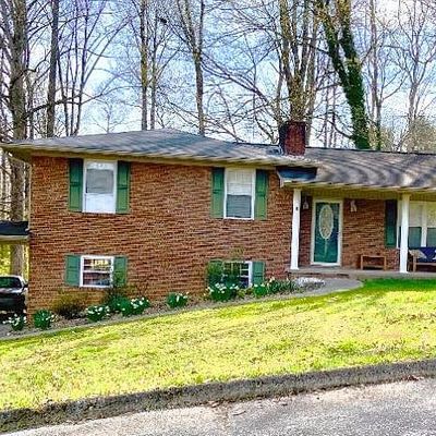 849 Spruce St, Morristown, TN 37813