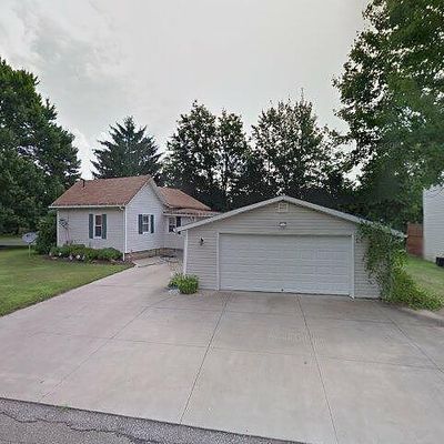 1484 Grand Blvd, Barberton, OH 44203