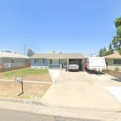 1576 E Kern Ave, Tulare, CA 93274