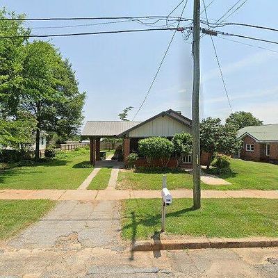 413 S Depot St, Seneca, SC 29678