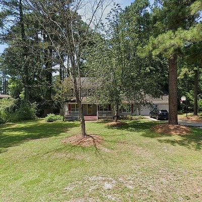 2001 Merrimac Dr, Fayetteville, NC 28304