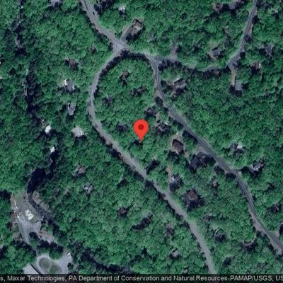 310 Manchester Dr, Bushkill, PA 18324