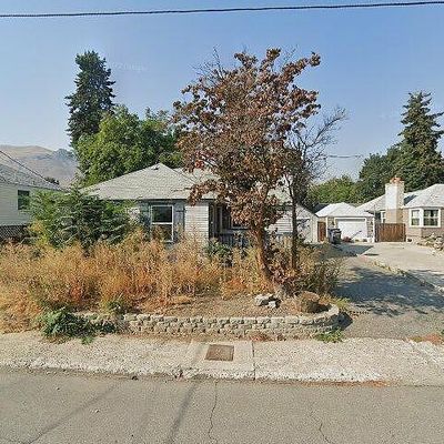 744 Saddlerock Dr, Wenatchee, WA 98801