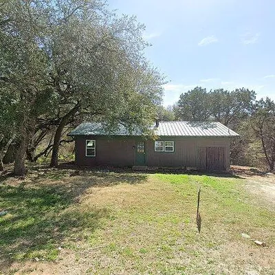 136 Live Oak Trl, Blum, TX 76627