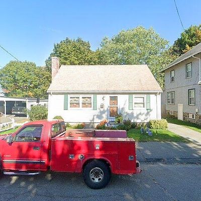 39 Winthrop St, Lynn, MA 01904