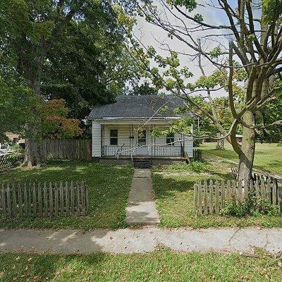 433 S Sandy St, Jacksonville, IL 62650