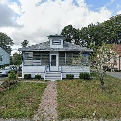 31 Berkshire Ave, Brockton, MA 02301