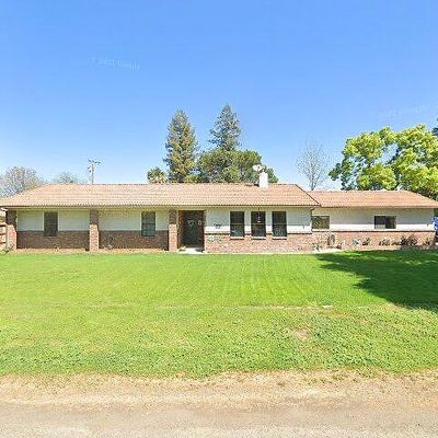 508 Roundup Ave, Red Bluff, CA 96080