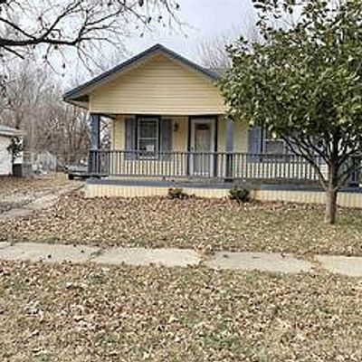 101 Michigan St, Winfield, KS 67156