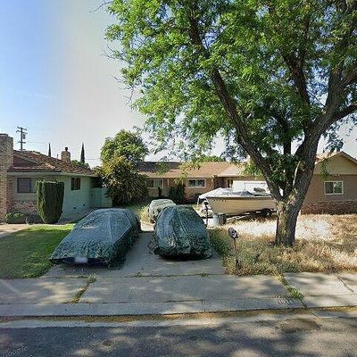 1026 Alameda Dr, Modesto, CA 95351