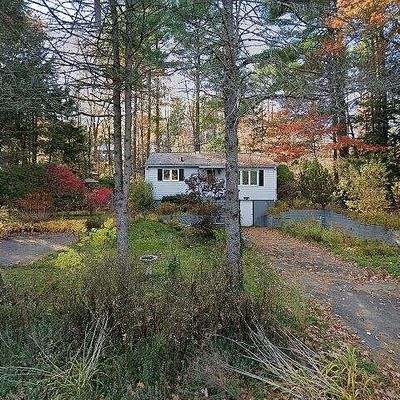 105 North St, Granby, MA 01033