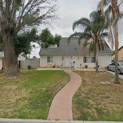 10628 Geronimo Ave, Bloomington, CA 92316