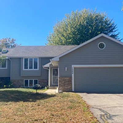 1264 Swift Cir, Shakopee, MN 55379