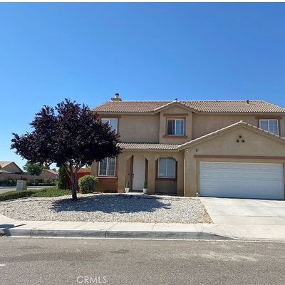 12891 Comet Dr, Victorville, CA 92392