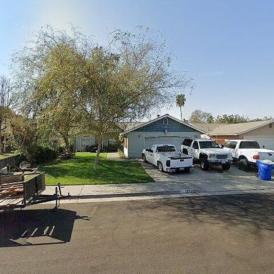 1291 Bass Cir, Hanford, CA 93230