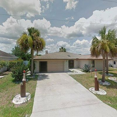 13 Coleridge Ct, Palm Coast, FL 32137